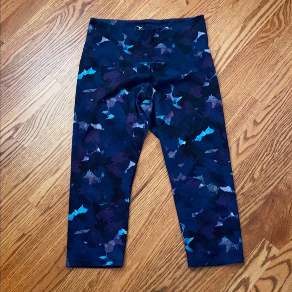 Woman’s athletic leggings